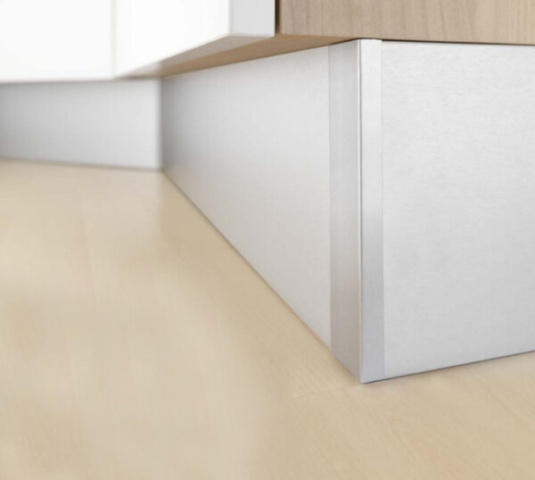 Końcówka do cokołu 150 mm inox - obrazek 4